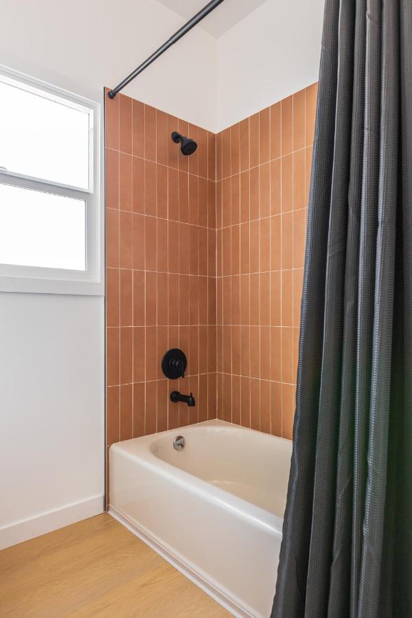 Cozy Sunny Brand-New Apt 1 Block From The Beach Long Beach Luaran gambar